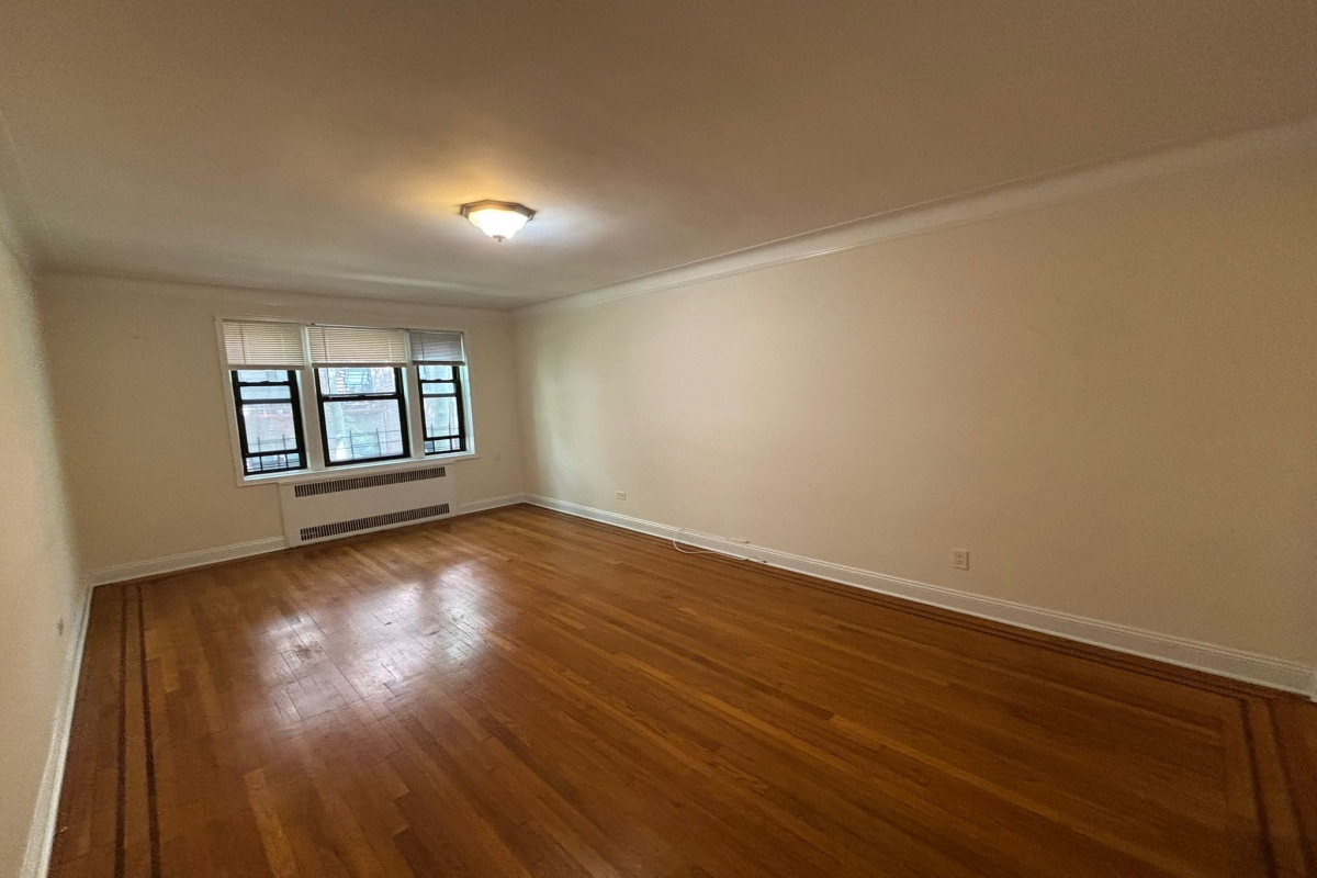 Apartment Wexford Terrace  Queens, NY 11432, MLS-RD5360-8