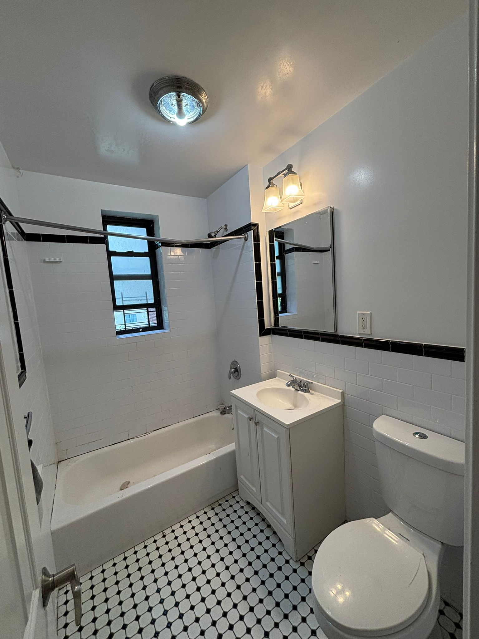 Apartment Wexford Terrace  Queens, NY 11432, MLS-RD5360-10