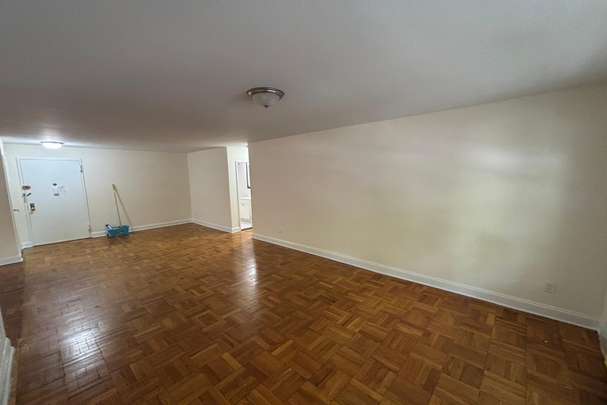Apartment 150th Street  Queens, NY 11367, MLS-RD5361-7