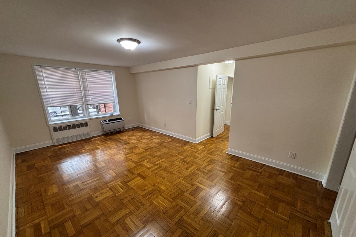 Apartment 150th Street  Queens, NY 11367, MLS-RD5361-12