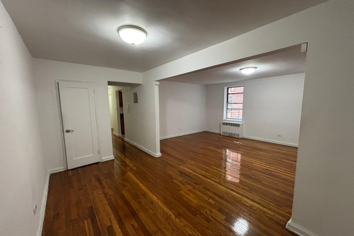  Yellowstone Blvd  Queens, NY 11375, MLS-RD5362-2