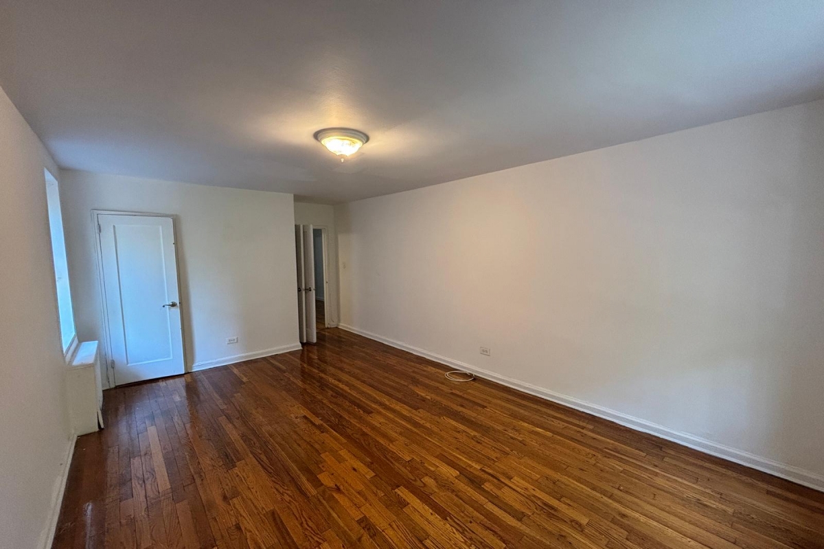  Yellowstone Blvd  Queens, NY 11375, MLS-RD5362-8