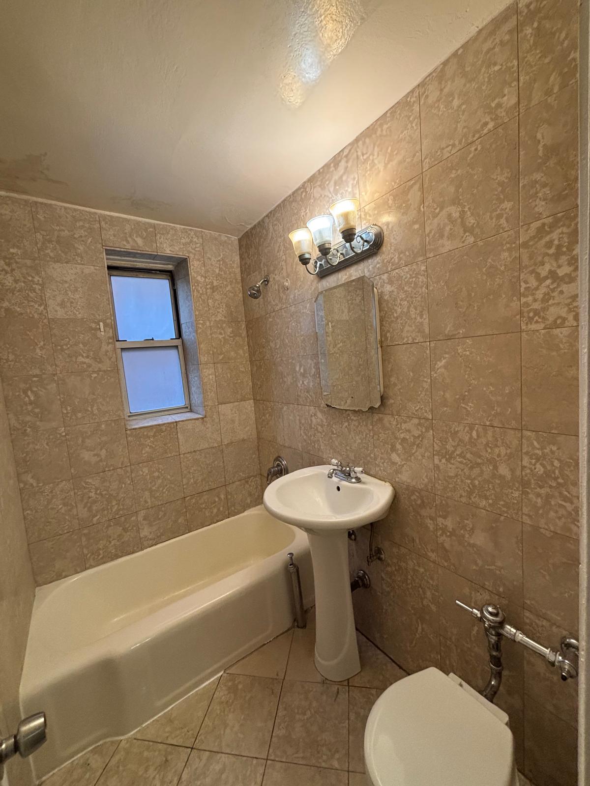 Yellowstone Blvd  Queens, NY 11375, MLS-RD5362-9