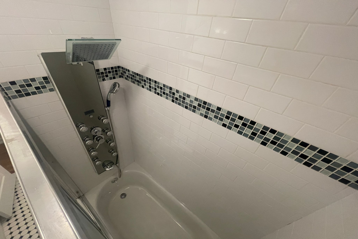 Apartment Yellowstone Blvd Queens, NY 11375, MLS-RD5366-12