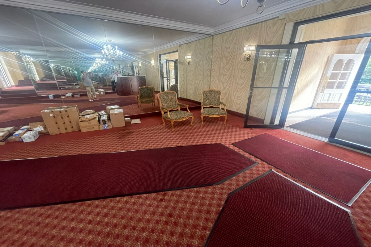 Apartment Yellowstone Blvd Queens, NY 11375, MLS-RD5366-22