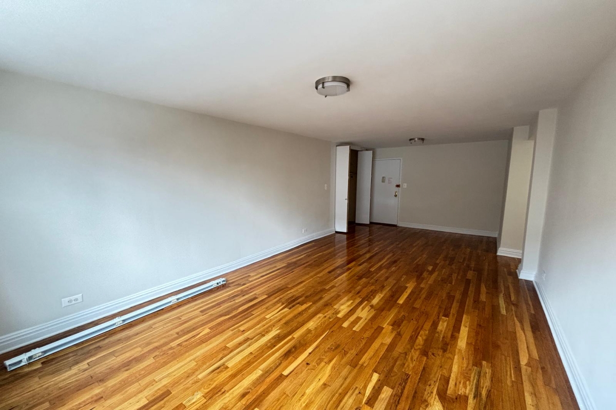 Apartment 67th Avenue  Queens, NY 11375, MLS-RD5368-2