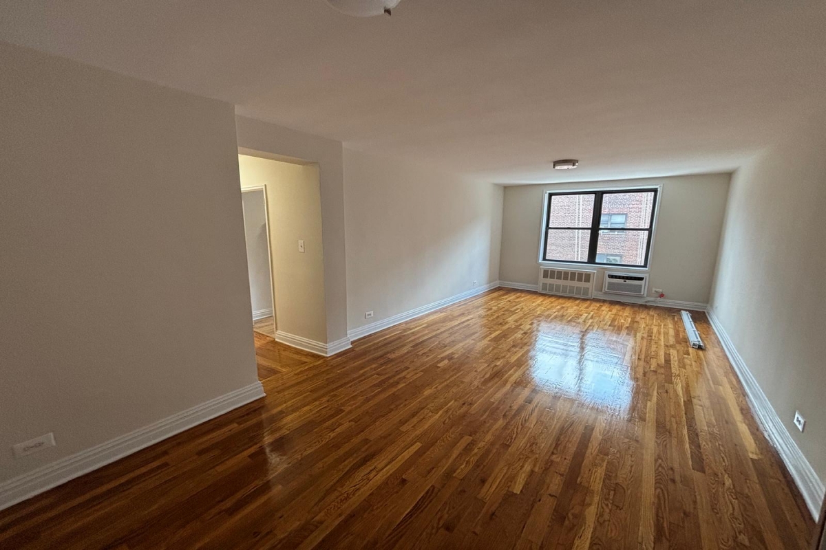 Apartment 67th Avenue  Queens, NY 11375, MLS-RD5368-8