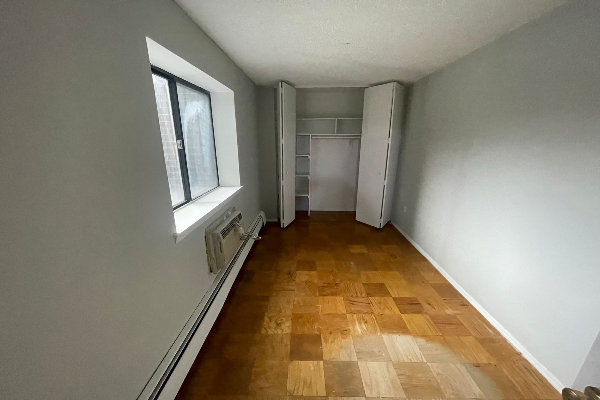 Apartment 98th Place  Queens, NY 11374, MLS-RD5373-8