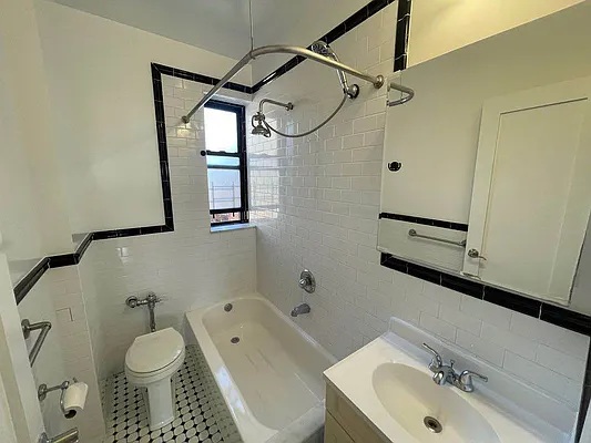 Apartment 167th Street  Queens, NY 11358, MLS-RD5377-20