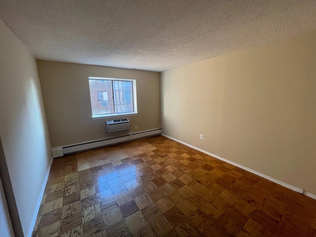 Apartment 98th Place Queens, NY 11374, MLS-RD5381-10