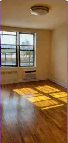 Apartment 37th Street  Long Island, NY 11101, MLS-RD5383-4