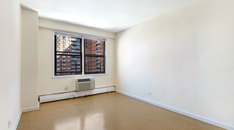 Apartment Horace Harding Expressway  Queens, NY 11368, MLS-RD5388-4