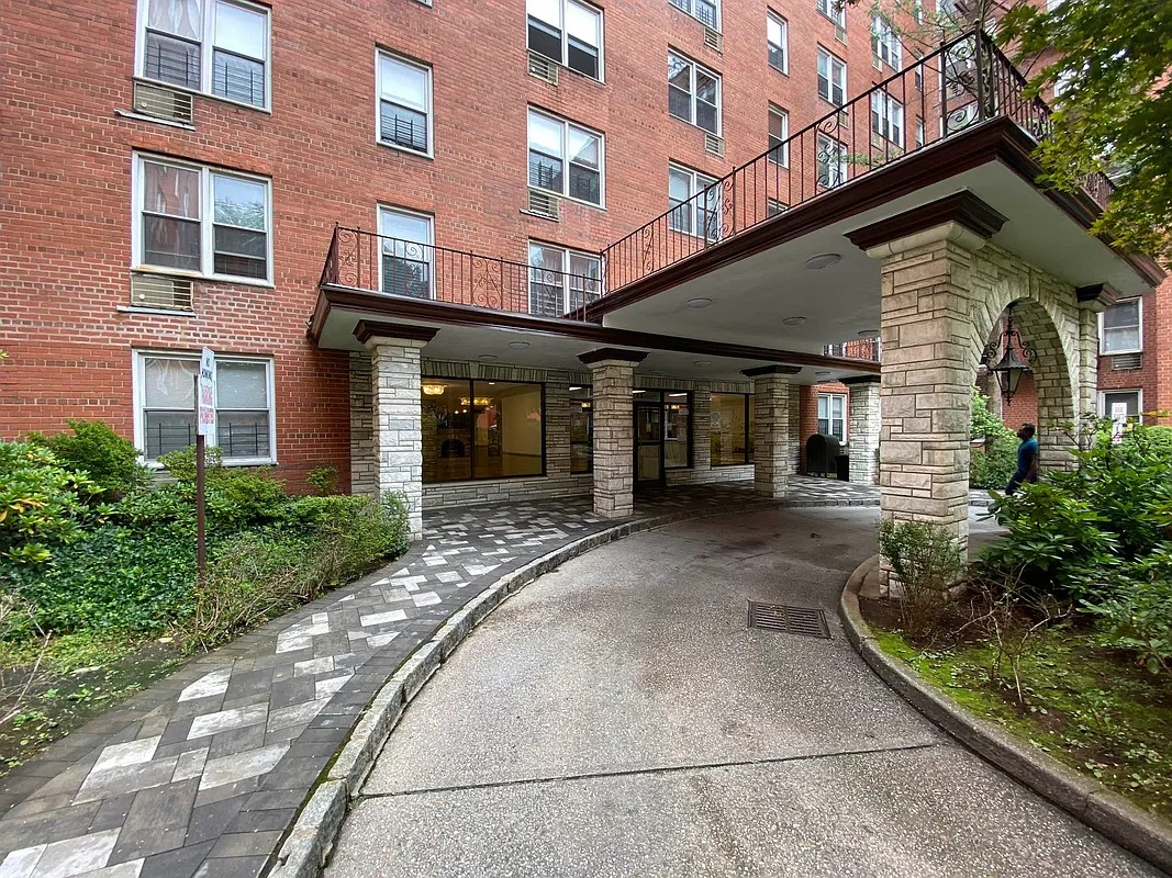 Apartment 150th Street  Queens, NY 11367, MLS-RD5390-4