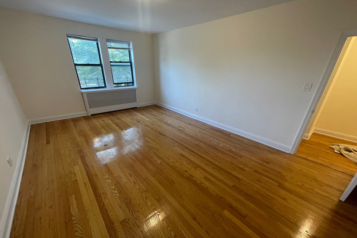 Apartment 32nd Avenue Queens, NY 11377, MLS-RD5391-14