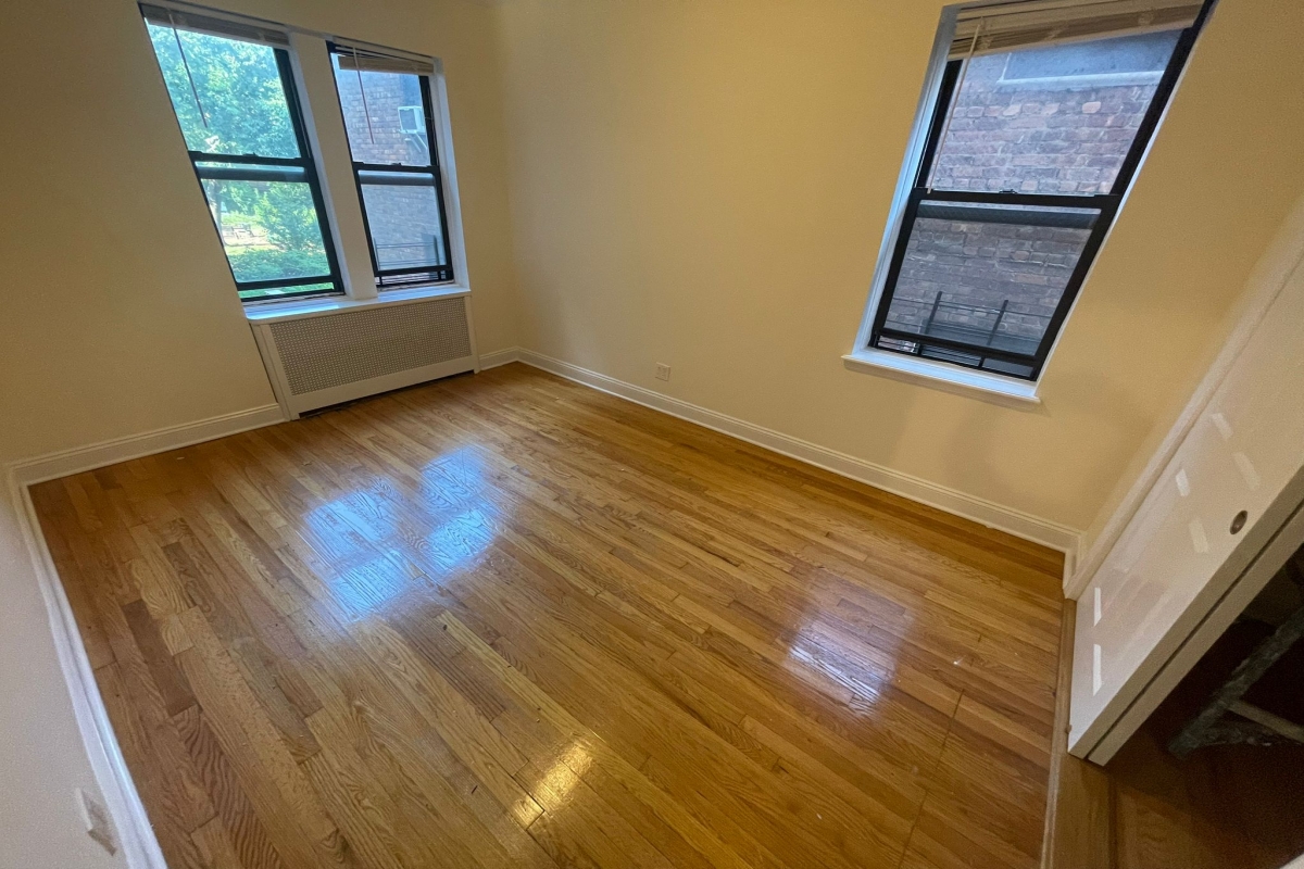 Apartment 32nd Avenue Queens, NY 11377, MLS-RD5391-18