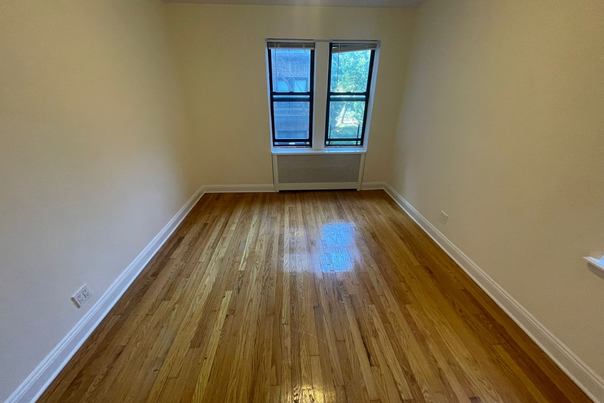 Apartment 32nd Avenue Queens, NY 11377, MLS-RD5391-15