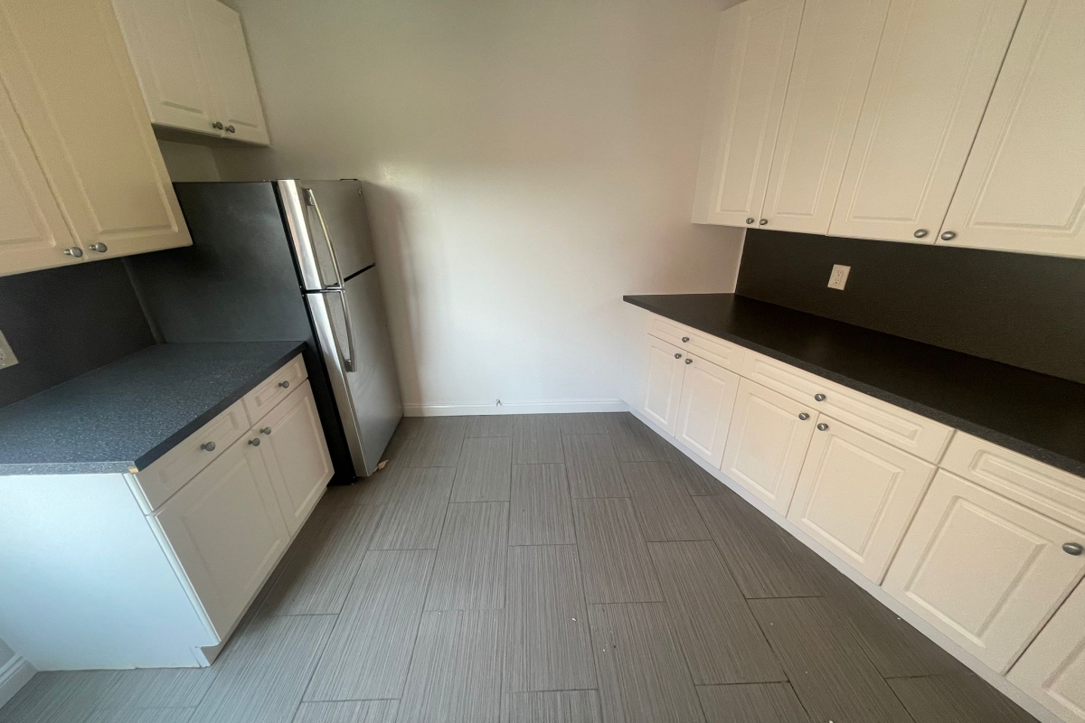 Apartment 32nd Avenue  Queens, NY 11377, MLS-RD5392-5