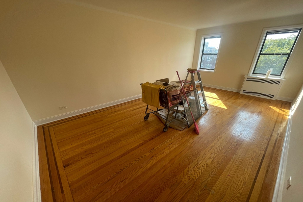 Apartment 32nd Avenue  Queens, NY 11377, MLS-RD5392-12