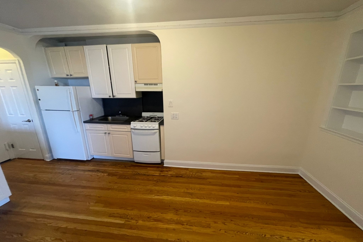 Apartment 32nd Avenue  Queens, NY 11377, MLS-RD5393-2