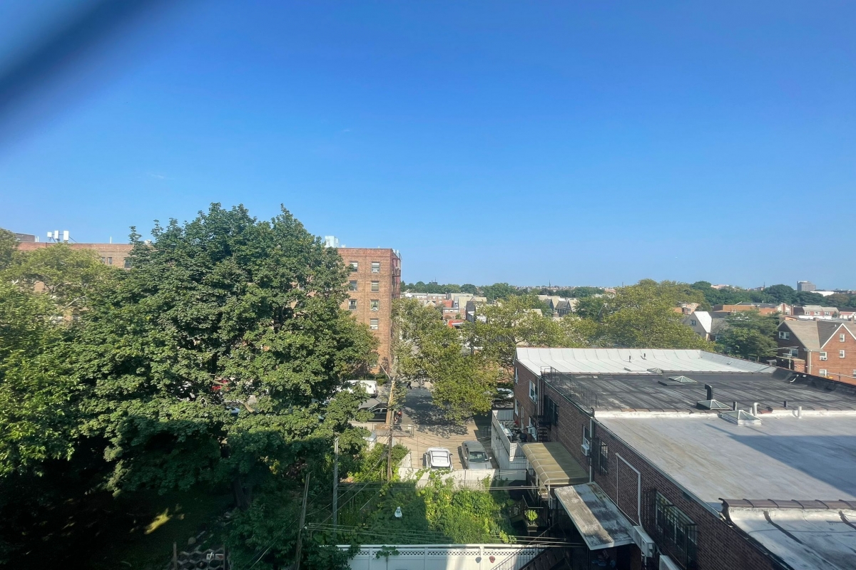 Apartment 32nd Avenue  Queens, NY 11377, MLS-RD5393-20