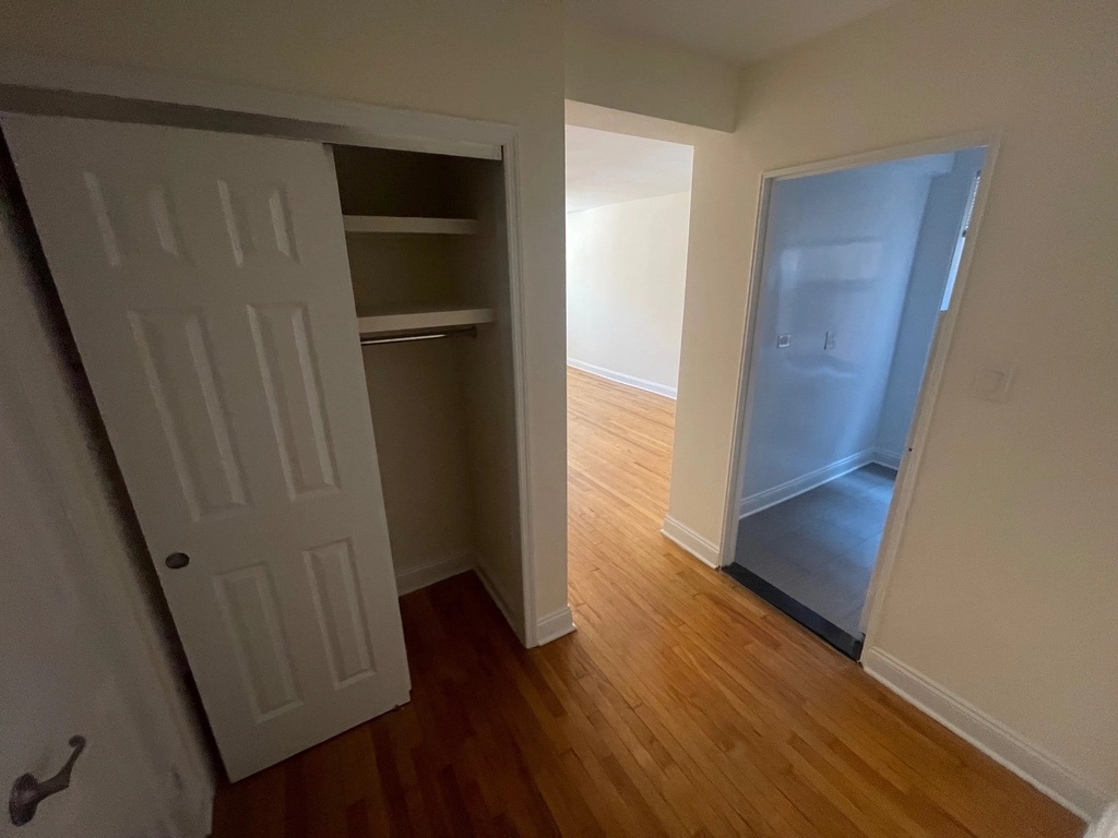 Apartment 77th Street  Queens, NY 11372, MLS-RD5405-10