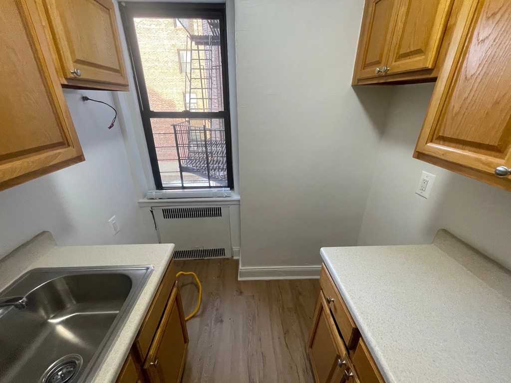 Apartment 63rd Drive  Queens, NY 11374, MLS-RD5406-2