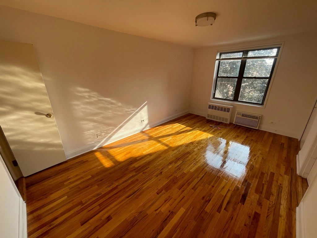 Apartment 102nd Street Queens, NY 11375, MLS-RD5421-7
