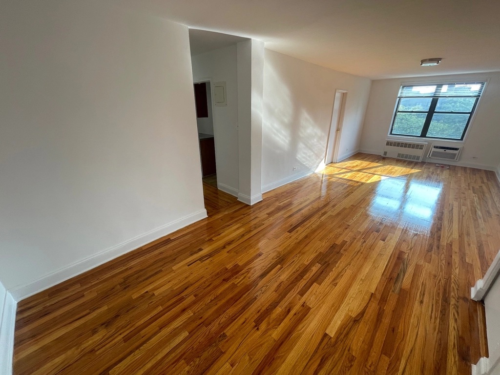 Apartment 102nd Street Queens, NY 11375, MLS-RD5421-9