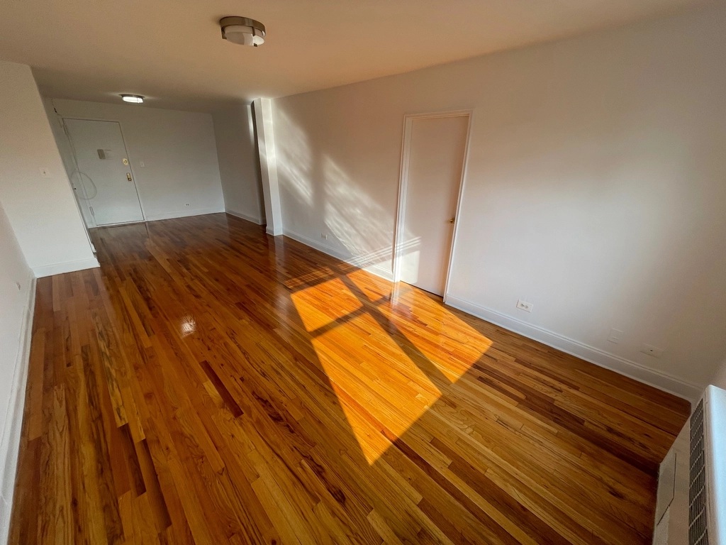 Apartment 102nd Street Queens, NY 11375, MLS-RD5421-10