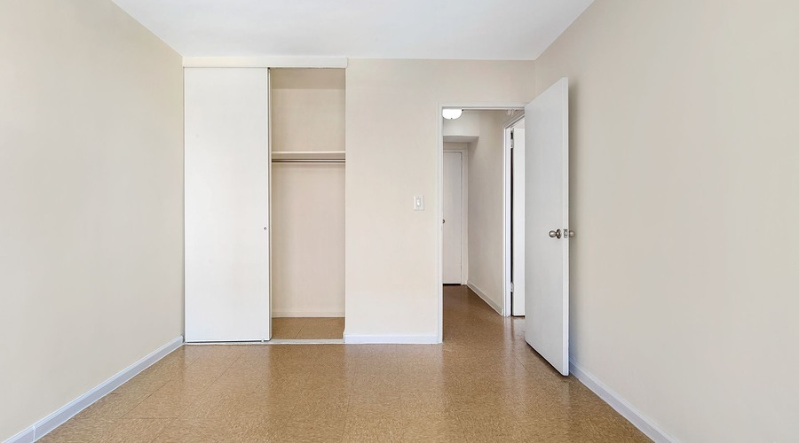 Apartment 57th Avenue  Queens, NY 11368, MLS-RD5426-2