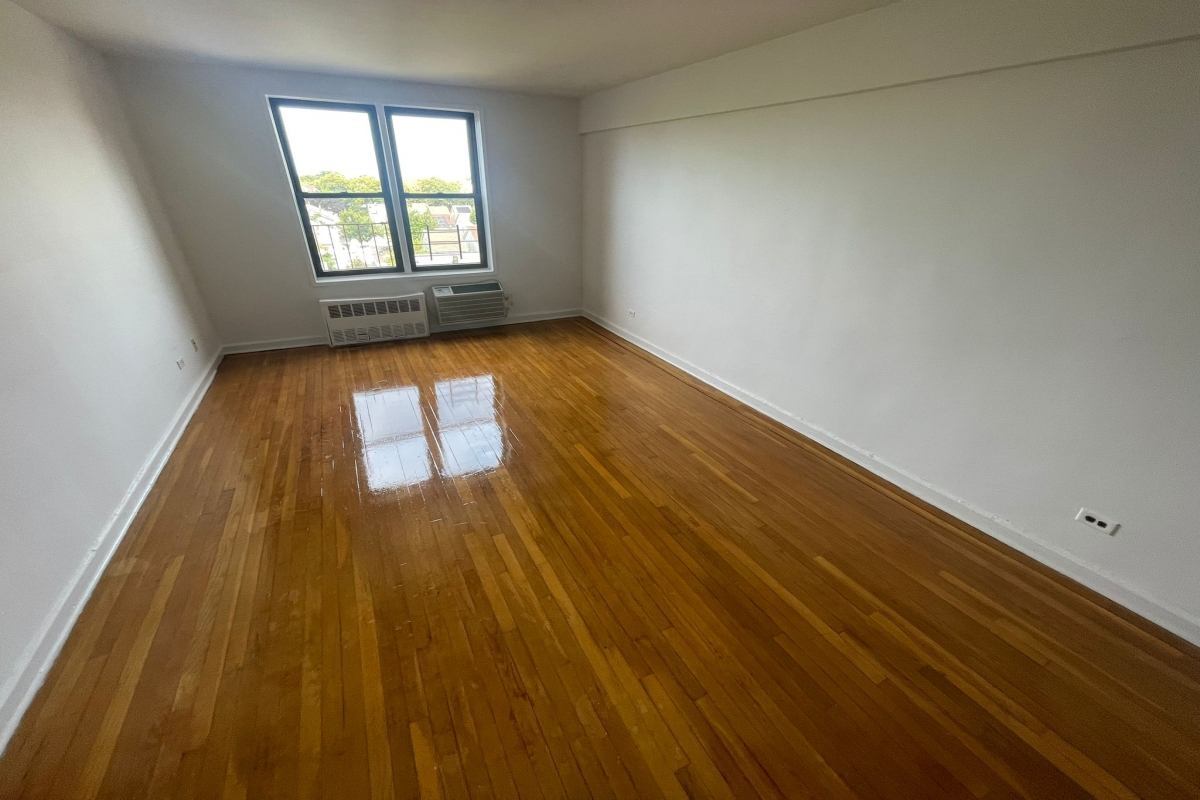 Apartment 79th Avenue  Queens, NY 11367, MLS-RD5430-9