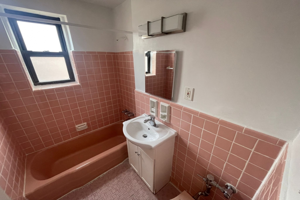 Apartment 79th Avenue  Queens, NY 11367, MLS-RD5430-17