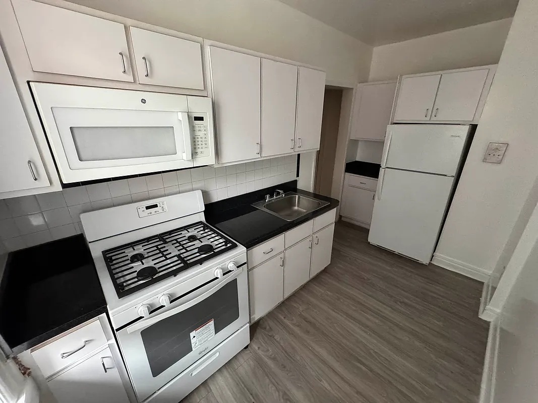 Apartment 35th Avenue Queens, NY 11372, MLS-RD5431-3