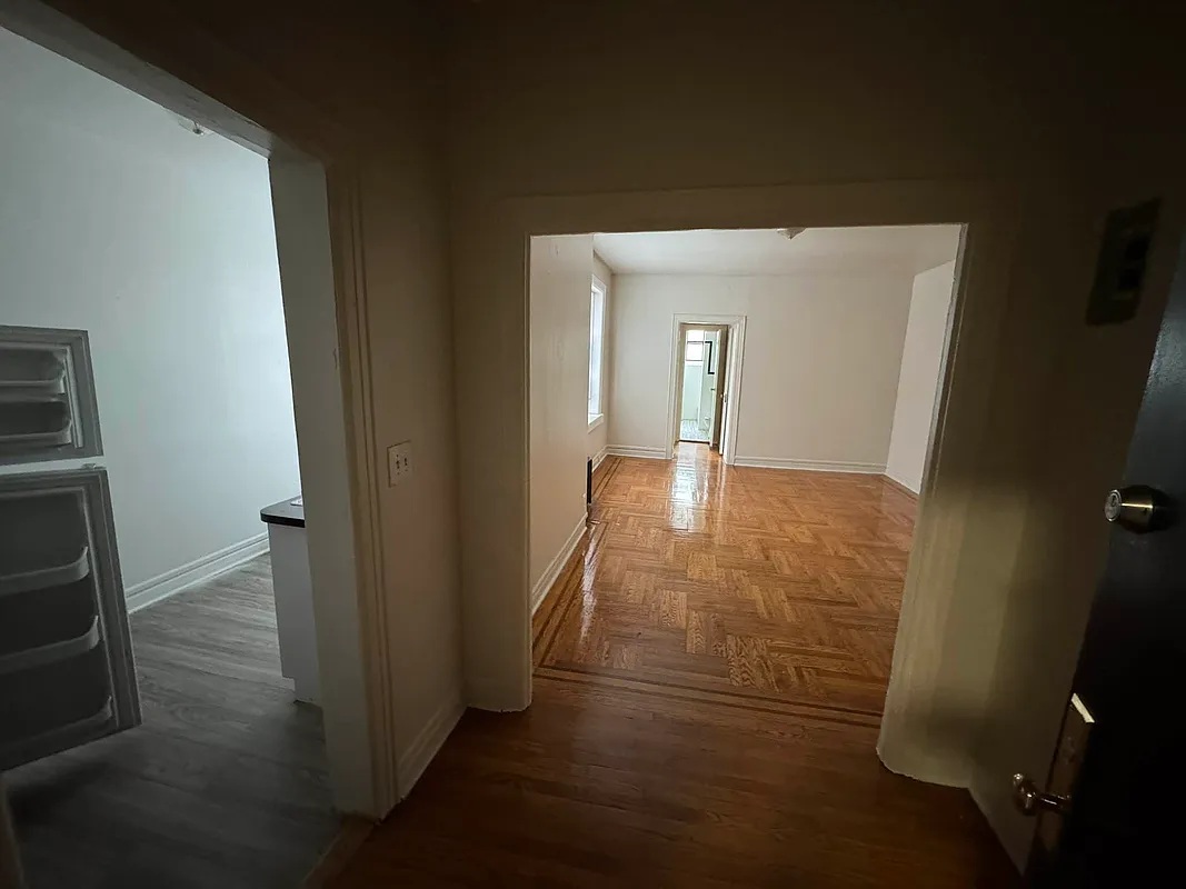 Apartment 35th Avenue Queens, NY 11372, MLS-RD5431-8