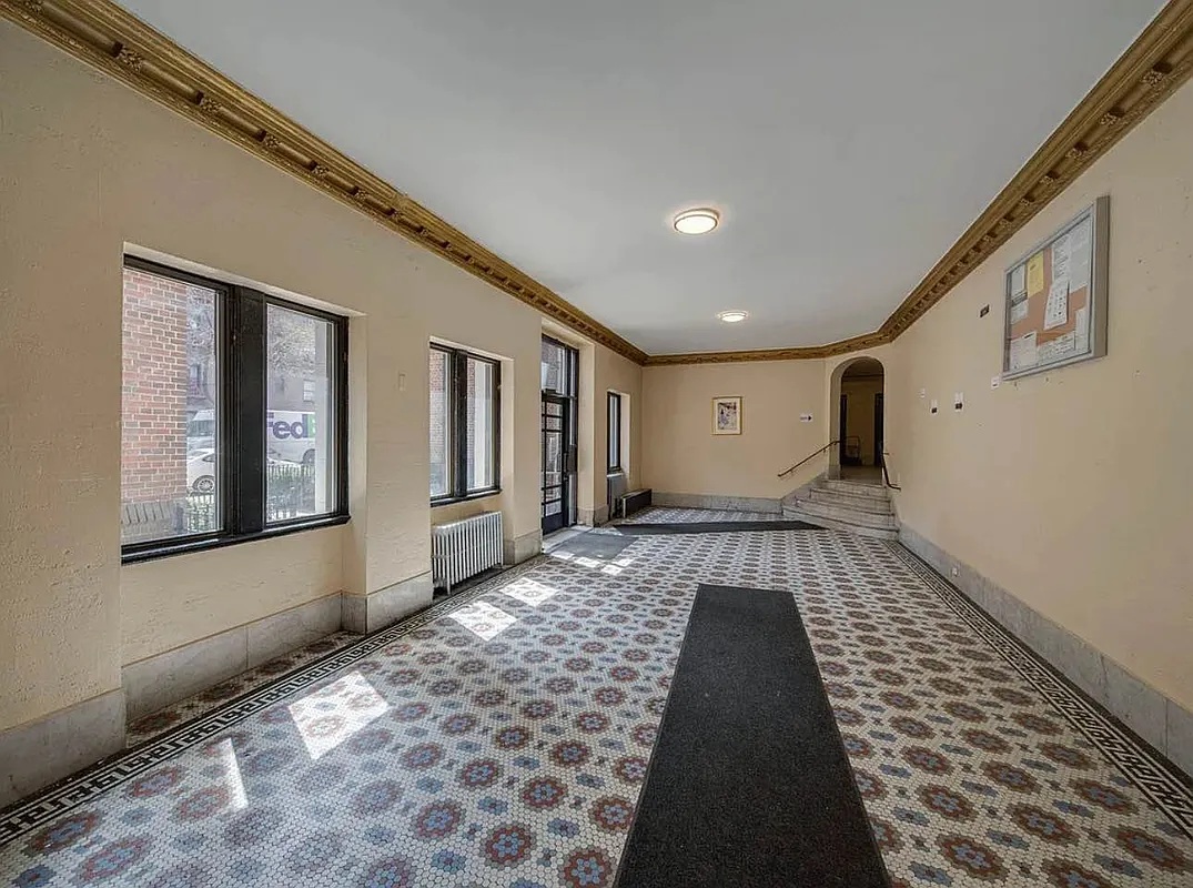 Apartment 35th Avenue Queens, NY 11372, MLS-RD5431-16