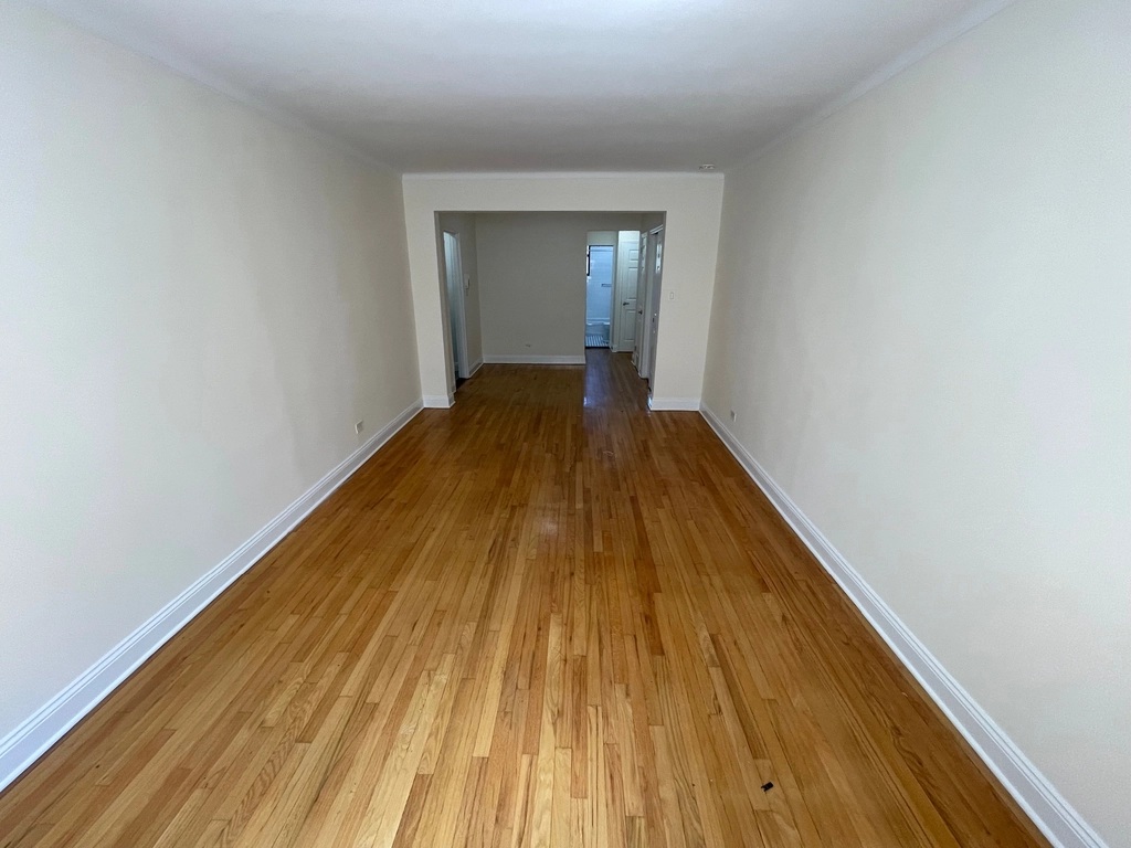 Apartment 37th Avenue Queens, NY 11372, MLS-RD5435-9