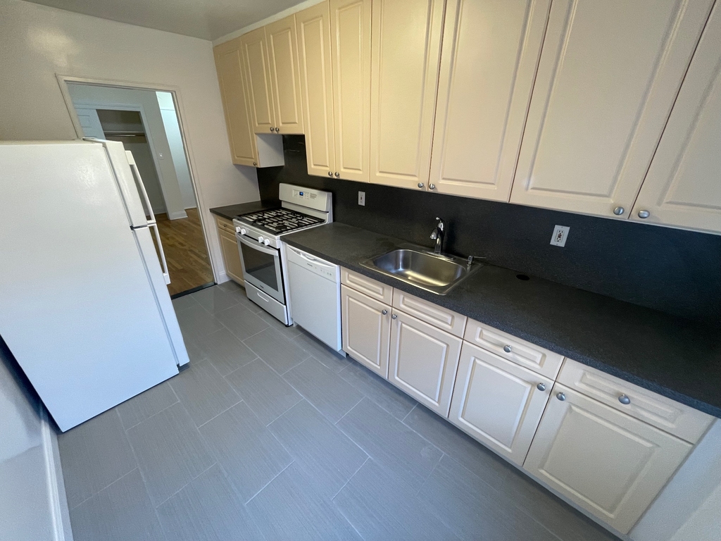 Apartment 150th Street Queens, NY 11367, MLS-RD5436-7