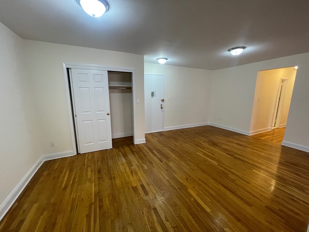 Apartment 150th Street Queens, NY 11367, MLS-RD5436-8