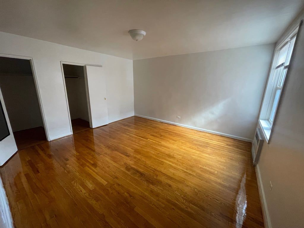 Apartment Vietor Avenue  Queens, NY 11373, MLS-RD5439-15