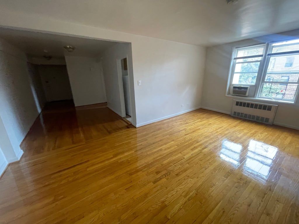 Apartment Vietor Avenue  Queens, NY 11373, MLS-RD5439-19