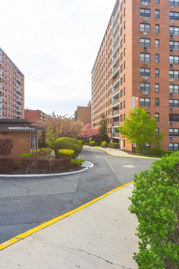 Apartment 67th Avenue  Queens, NY 11374, MLS-RD5445-9