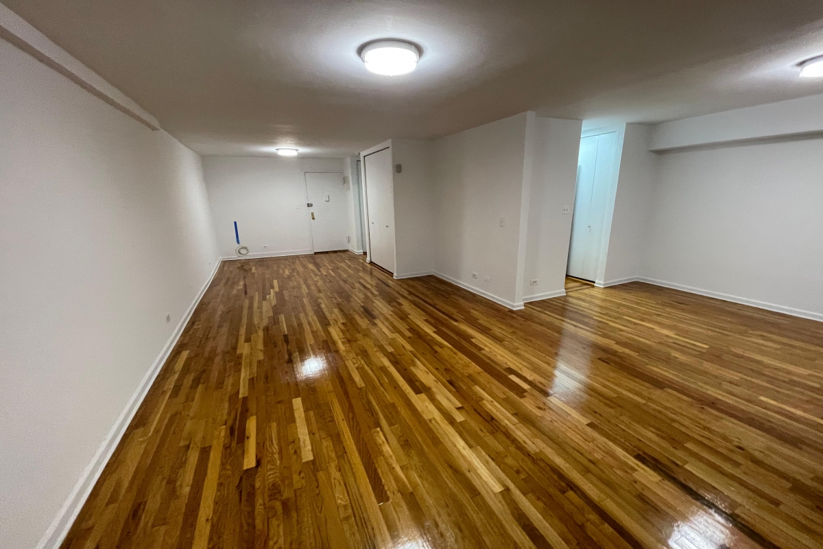 Apartment 102nd Street  Queens, NY 11375, MLS-RD5451-14