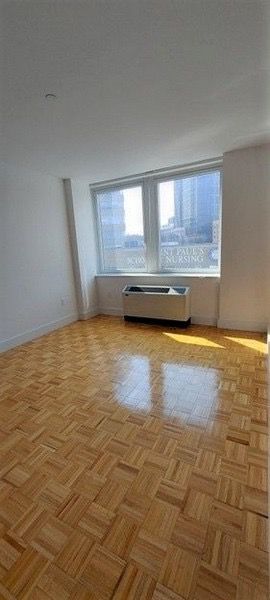 Apartment Queens Blvd Queens, NY 11374, MLS-RD5455-2