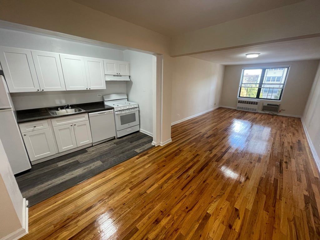 Apartment 103rd Street  Queens, NY 11375, MLS-RD5460-2