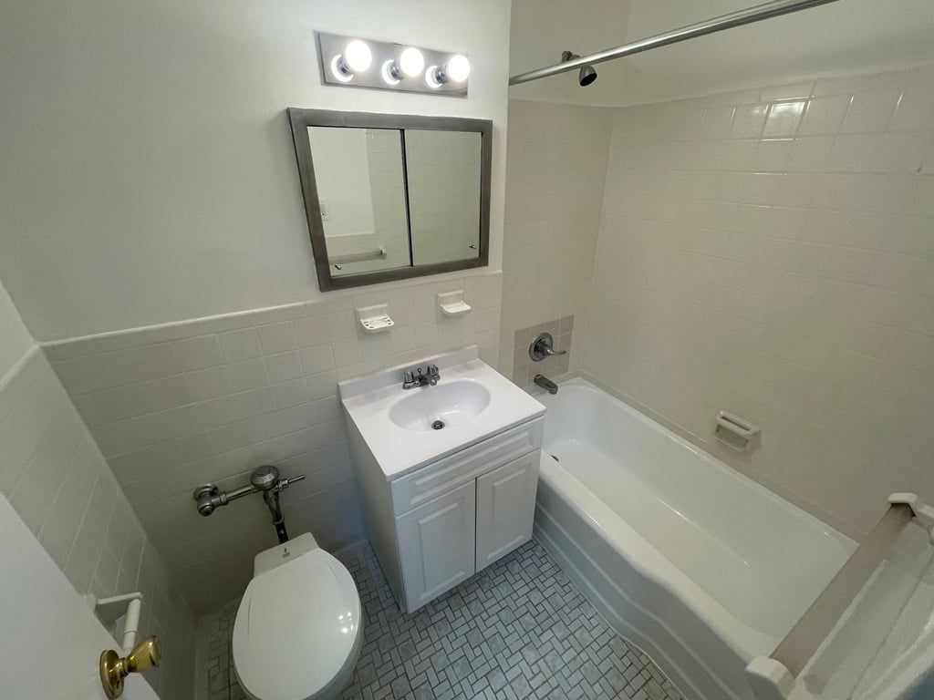 Apartment 103rd Street  Queens, NY 11375, MLS-RD5460-12
