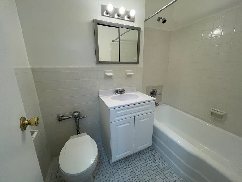 Apartment 103rd Street  Queens, NY 11375, MLS-RD5460-14