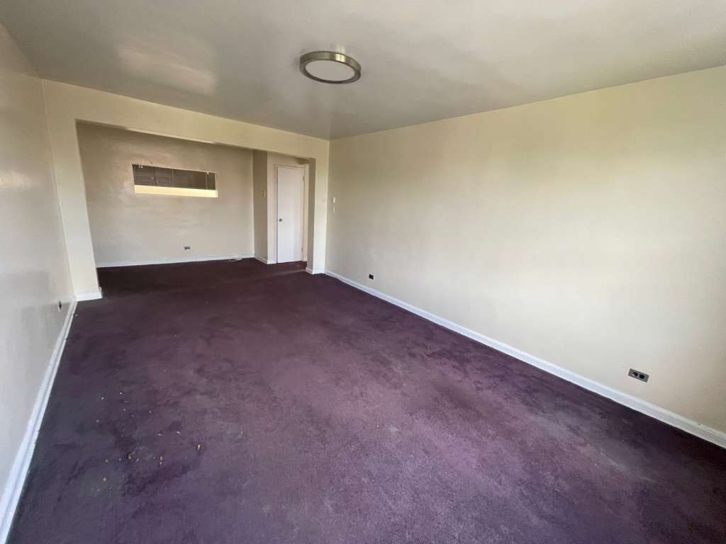 Apartment Daniels Street  Queens, NY 11435, MLS-RD5463-8
