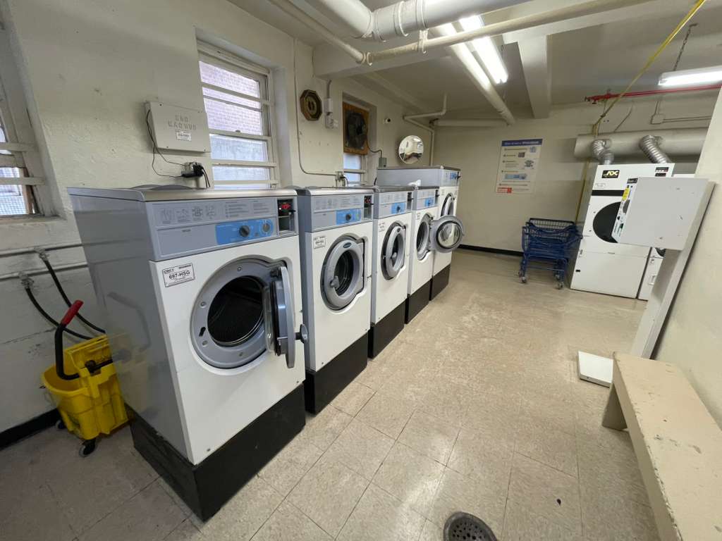 Apartment Daniels Street  Queens, NY 11435, MLS-RD5463-20