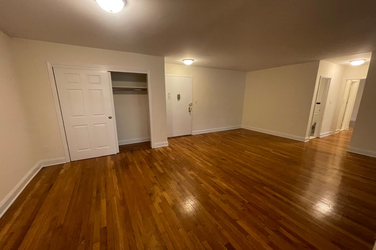 Apartment 150th Street  Queens, NY 11367, MLS-RD5465-6