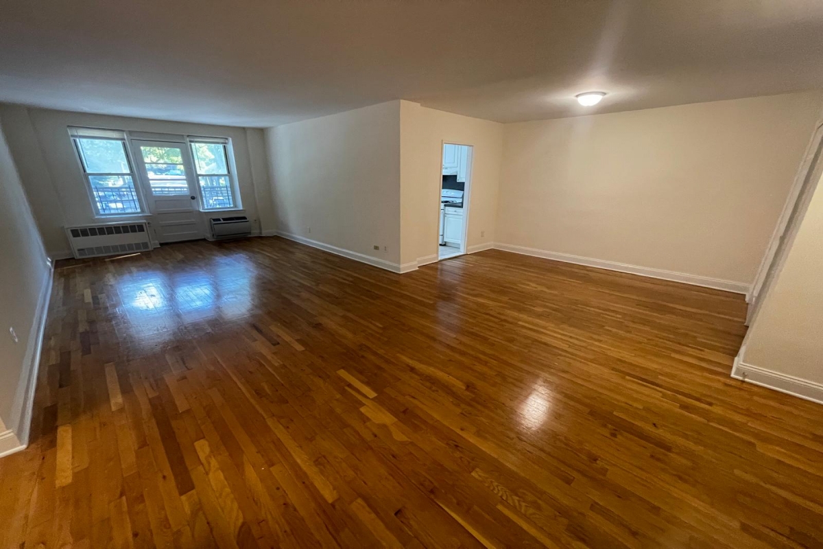 Apartment 150th Street  Queens, NY 11367, MLS-RD5465-9